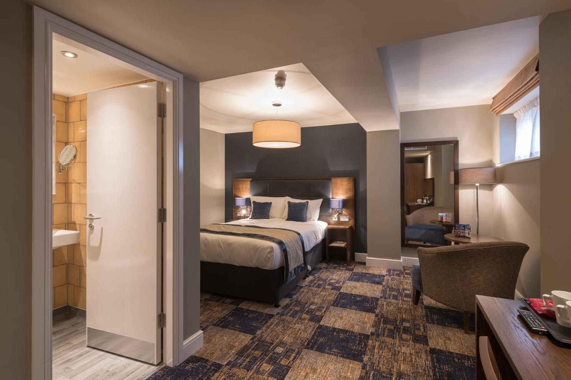 The John Russell Fox Wetherspoon Hotell Andover Eksteriør bilde
