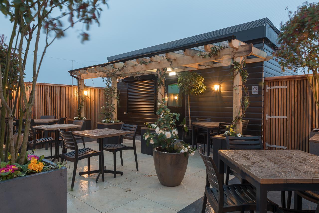 The John Russell Fox Wetherspoon Hotell Andover Eksteriør bilde