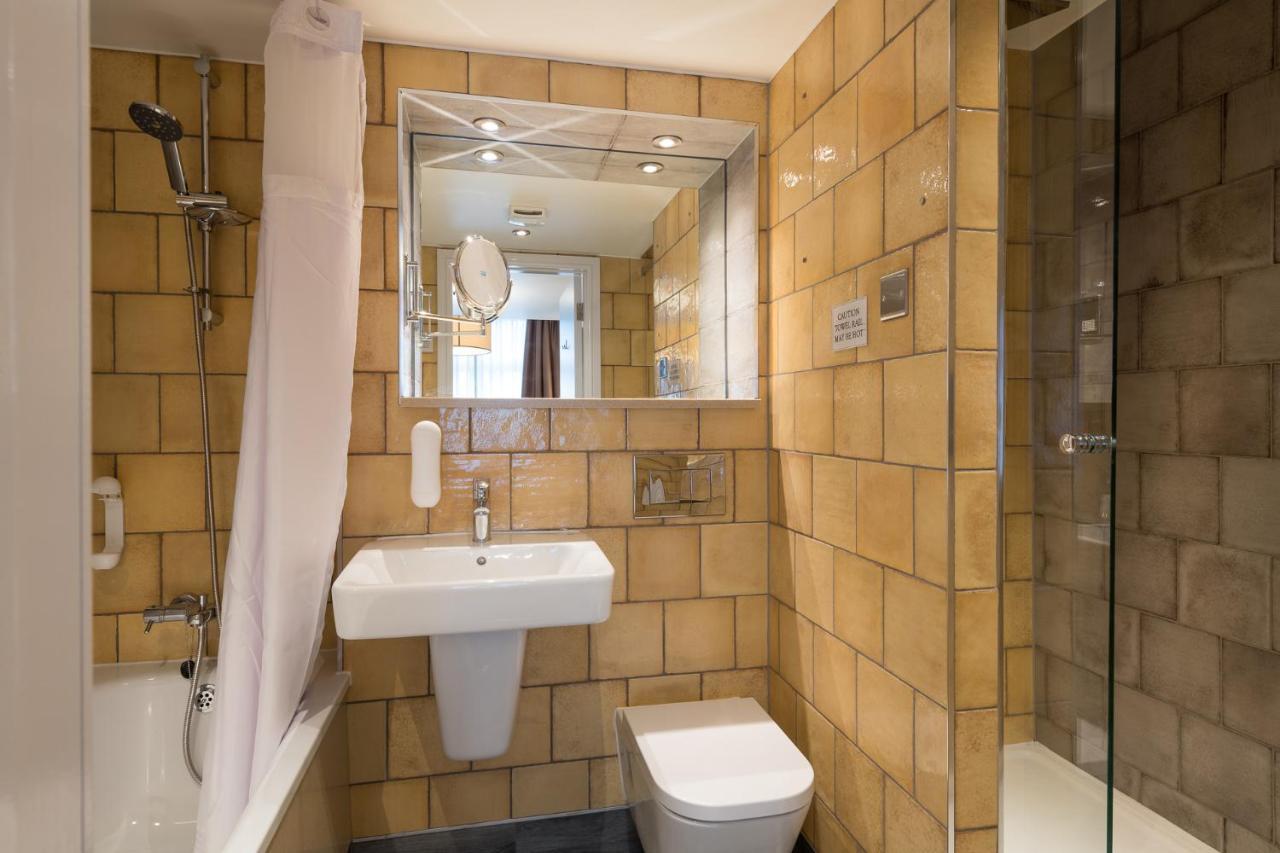 The John Russell Fox Wetherspoon Hotell Andover Eksteriør bilde